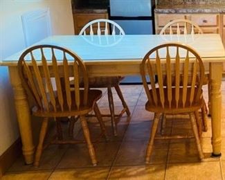 5-Pc Dinette Set $200.00
With glass tabletop & 4 chairs
•Width: 36"
•Length: 60"
•Height: 31 ½" 