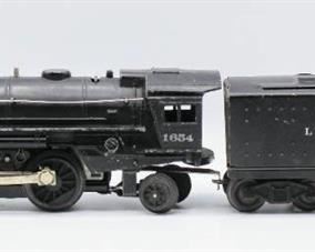 Lionel 1654 Steam Engine Locomotive Die Cast Metal Body and Lionel 1654T Tender