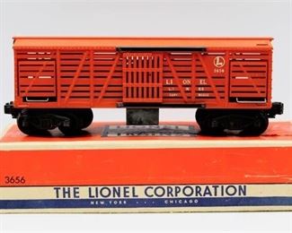 Lionel Train 3656 Operating Cattle Car in Original Box