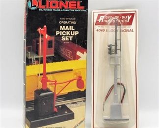 Lionel No. 6-12729 Operating Mail Pickup Set and 4040 Block Signal - Both are in Original Packaging