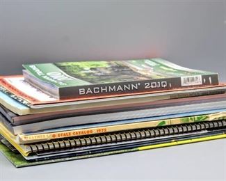 Various Catalog Lot including Walthers Vintage, Bachmann, MTH Electric Trains and more!
