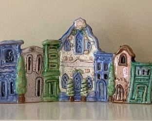 Item 188:  Ceramic Decor and Kiddush cups: $20