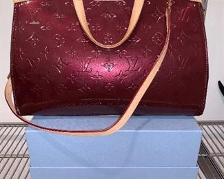 Louis Vuitton  Monogram Veris Brea handbag  maroon color in excellent condition $1200