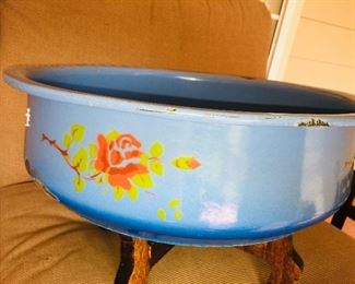 super interesting--19th century enameled wash basin