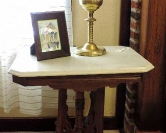 EASTLAKE MARBLE TOP TABLE & LAMP WITH CRYSTALS