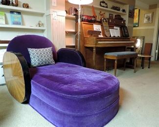 ART DECO PURPLE VELVET CHAISE LOUNGE