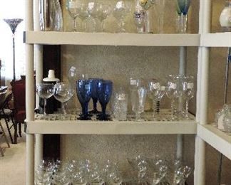 WINE GLASSES & CRYSTAL BOWLS