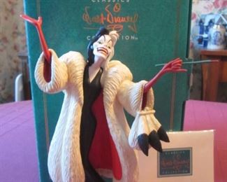 Walt Disney Figurine