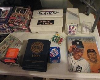 Baseball Cards & Collectables