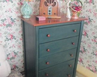 Hunter Green Dresser