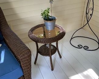 $750 HAMPTON BAY RATTAN 5 PIECE PATIO FURNITURE 
3 SEAT SOFA
COFFEE TABLE WITH GLASS
ROUND TABLE WITH GLASS
SWIVEL ROCKING CHAIR
ARMCHAIR