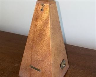 $25 SETH THOMAS METRONOME