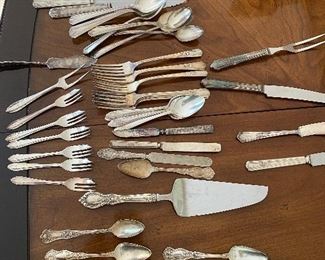 MISCELLANEOUS SILVER-PLATED FLATWARE 