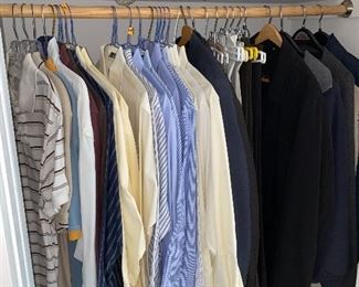 MENS CLOTHING MEDIUM TO LARGE