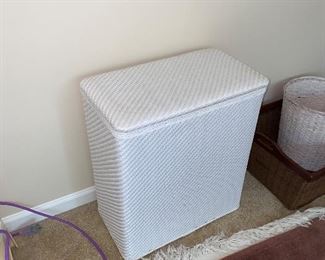 $10 LAUNDRY BASKET