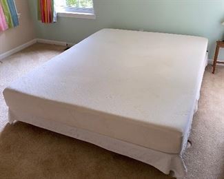 $100 QUEEN SIZE TEMPUR PEDIC MATTRESS WITH FRAME. NO BOX SPRING
80”L x 60”W