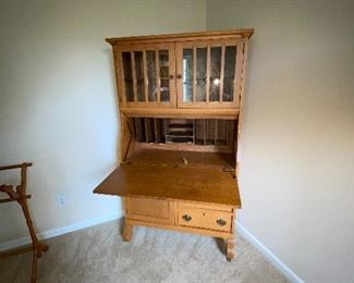 $200 OAK SECRETARY DESK WITH HUTCH 
36”L x 15”D x 67”H 