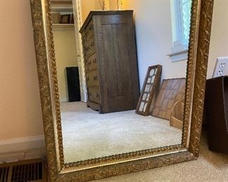 $25 MIRROR-AS IS 
25.5”W x 29.5”L