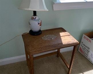 $20 SMALL WOODEN SIDE TABLE 