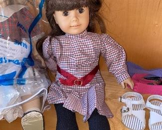 $100 AMERICAN GIRL DOLL SAMANTHA WITH CLOTHING 