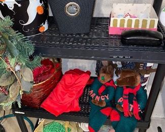 HOLIDAY & CHRISTMAS DECORATIONS 
