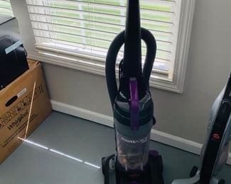 $75 BISSELL POWERFORCE HELIX VACUUM