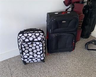 LUGGAGE / WOMENS GOLF CLUBS