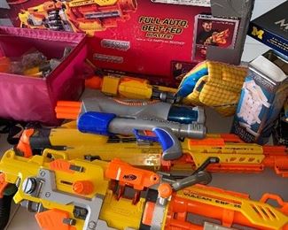 NERF GUNS / TOY GUNS