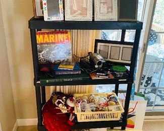 PICTURE FRAMES / HOME DECORATIONS