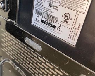 $90 43” PLASMA DISPLAY FLATSCREEN TV