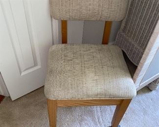 $35 SEWING CHAIR
