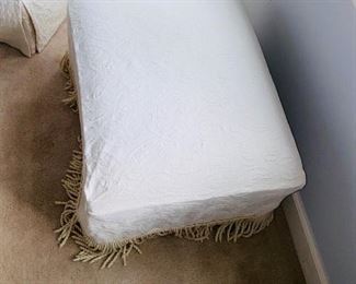 $25 CREAM OTTOMAN
25”L x 20”W x 13”H