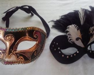 Original Vienzia Italian mask on left.  Felt mask on right