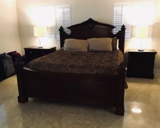 King size bed.
