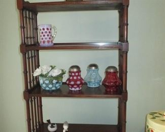 Ornate Accent Display Shelving