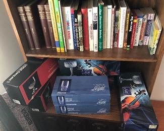 Cristal d’Arques stemware, assorted cookbooks (some in German)