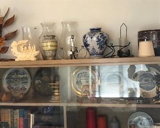 Assorted vases & knick knacks