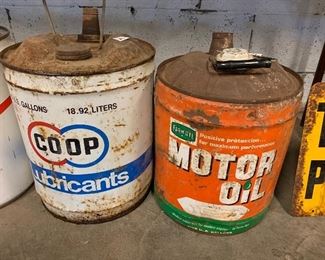 motor oil can Large