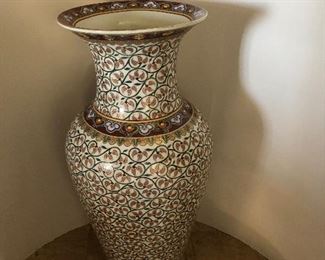 Chinese Vase $240 Decorative