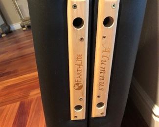 Alumnus Portable massage table Earth Life $100.00 The Earthlite Alumnus portable massage table is ideal for the massage professional or serious student. The table is made of a premium maple hardwood with Russian birch decking that's milled and assembled following Earthlite's tight manufacturing tolerances, which incorporates such features as water-based lacquers and glues, 100-percent polyurethane vinyl, and CFC-free foam. The patented mid-brace, cradle-lock cabling system, meanwhile, makes the Alumnus massage table incredibly stable. Best of all, the table's luxurious yet functional NaturSoft vinyl cover is smooth to the touch, with a thick, premium-quality 2.75-inch multilayer cushion adding comfort and support. Other features include half reiki and half standard end panels that balance stability and client access; Stablefoot traction pads for greater strength; shiatsu release cables; an adjustable headrest and a premium, single-pocket carrying case. The table--which passes the 3,00