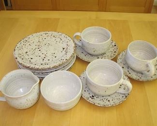 $15.00, Signed Speckled Studio ar pottery vg condition, plates 8"