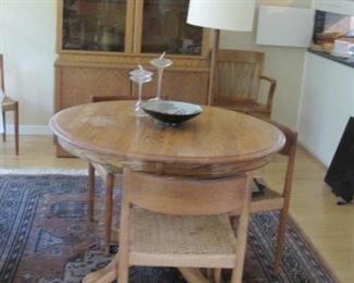 Round oak table with leaf