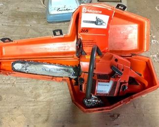 Husqvarna 268XP Chainsaw with case
