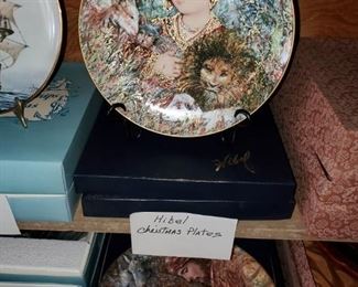 Hibel, Christmas plates