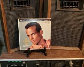 vintage Stereo , Unison, with speakers 