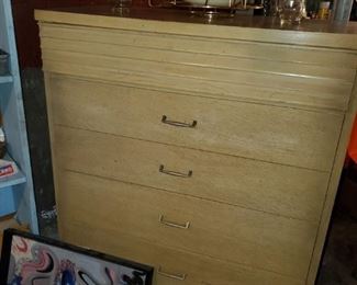 vintage chest of drawers 