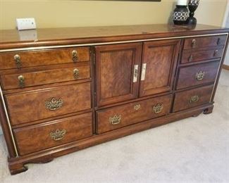 Lot 93
Bassett Dark Wood Dresser w/ Doors + Drawers + Herons Too