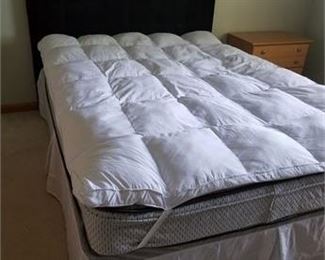 Lot 112
Queen Bed Frame Upholstered Headboard Mattress + Topper