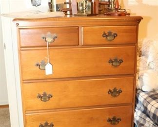 6 drawer pine dresser