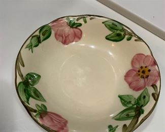 $285 ~ WOW! HIGHLY SOUGHT AFTER VINTAGE FRANCISCAN DESERT ROSE CHINA SET~ PLACE SETTING FOR 8